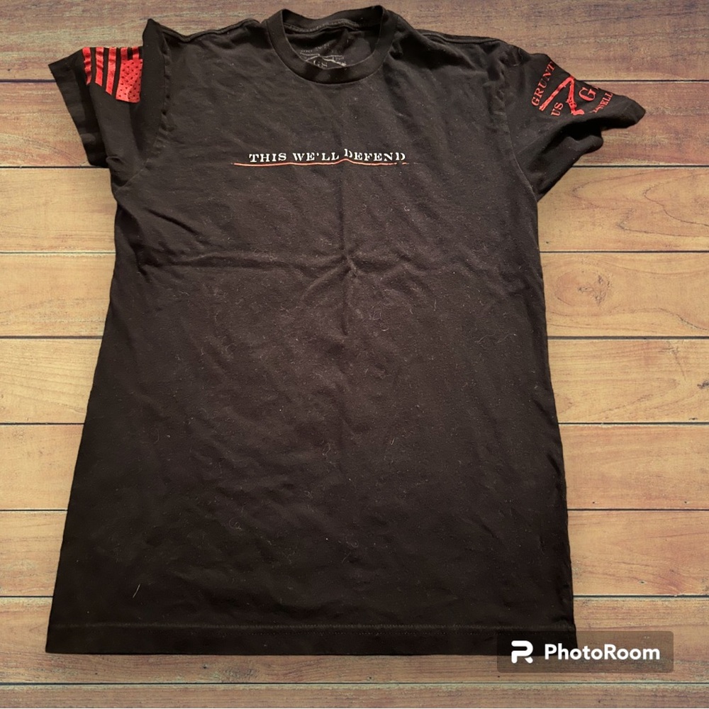 𝙀𝙐𝘾 𝙂𝙍𝙐𝙉𝙏 𝙎𝙏𝙔𝙇𝙀 𝖬𝖾𝗇𝗌 𝖳𝗌𝗁𝗂𝗋𝗍 - 𝙎𝙈𝘼𝙇𝙇